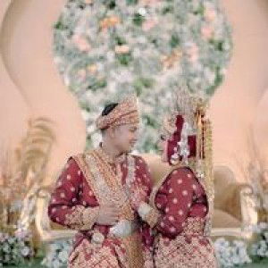 Tenti Mona Utari profile icon