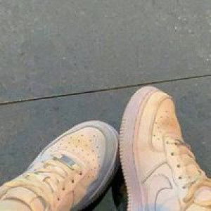 Hendriyani profile icon