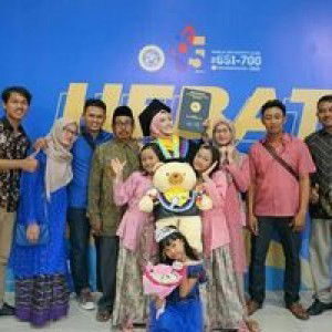 Rina Hartatik profile icon