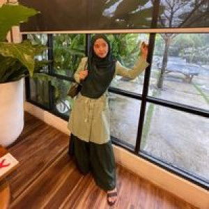 Nikki Haqins Mnh profile icon