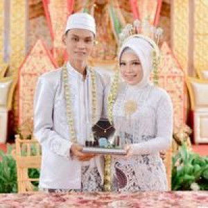 siti anisah profile icon