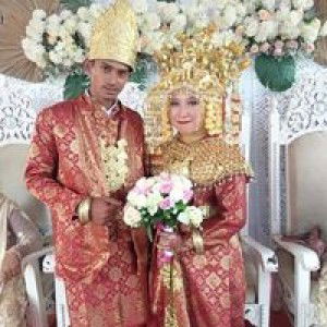 Rhena Syafitri profile icon