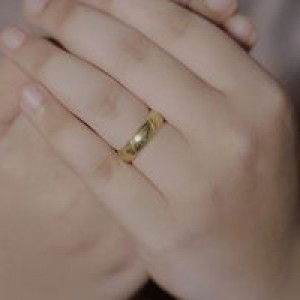 Risna Trisnawati profile icon