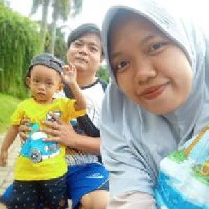 Uzlifamama'ibnu profile icon