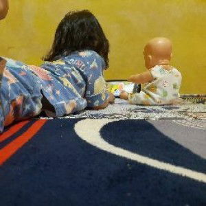 Tri Wahyuni profile icon