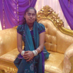 Komalaa Manokaran profile icon