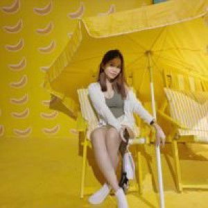 Jhullie Delos Santos profile icon