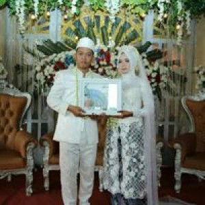 Irma Saptarina profile icon