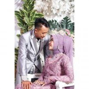 Fitri Novianti profile icon