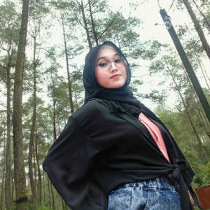 Puteri Razkia Official profile icon