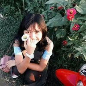 Indah Septiani profile icon