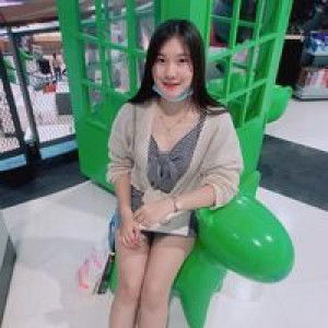 อ๋อม แอ๋มมมม profile icon