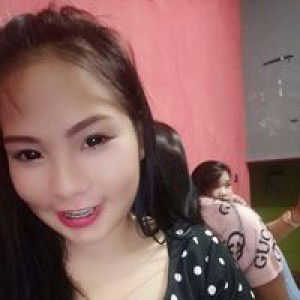 Widha Nur Haeni profile icon