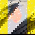 Ayu Astri Apriliani profile icon