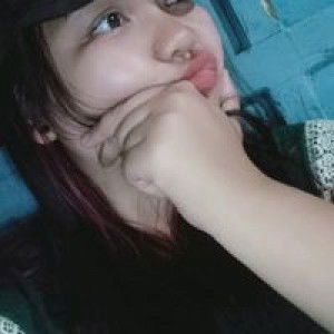 Putri Arum profile icon