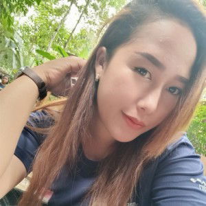 Dewi Huda profile icon