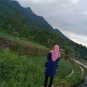 hilda bae profile icon