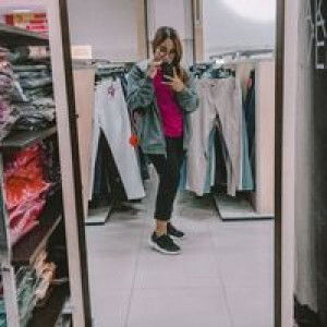 Lilik Nurindasari profile icon