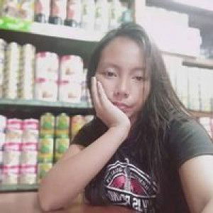 Ivy Ferrer profile icon