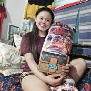 Lovely Recomes profile icon