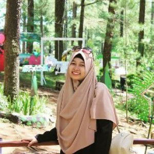 Annisa Suci Rahmadani profile icon