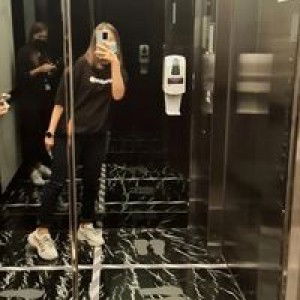 Thanaporn Srichand profile icon