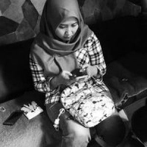 Nur Dianti Dian profile icon