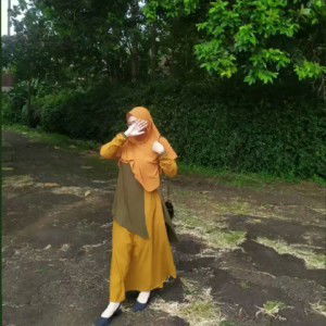 Puji Astuti profile icon