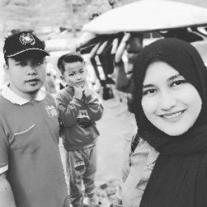 Dewi Indra Purnamasari profile icon