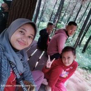 Rika Rahmaa profile icon