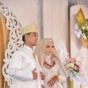 Leni Rosnita Jilbab profile icon