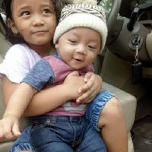 Ria Raswati profile icon