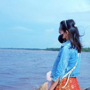 Lestari Yanti profile icon