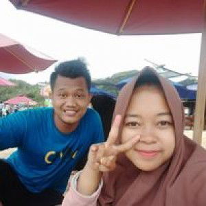 Husna Novi Lestari profile icon