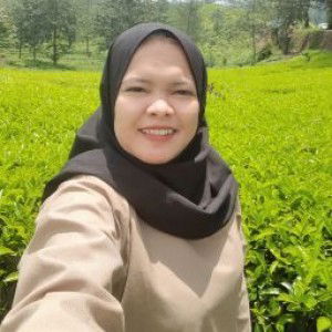 Adnin Khoirunnisa profile icon