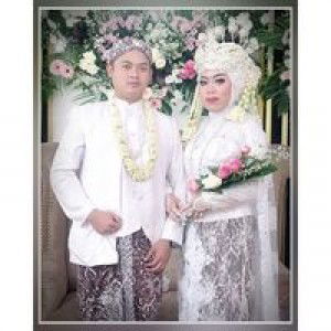 Dena Aulia profile icon