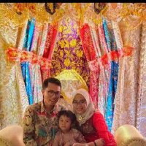 Desi Ariyanti profile icon