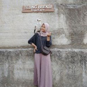 Risma Syaharani profile icon