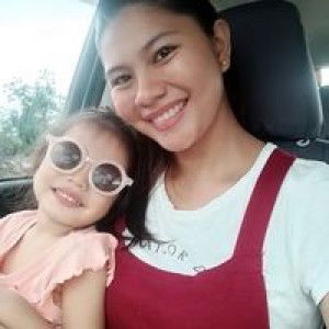 Darlyn Schön Grey profile icon