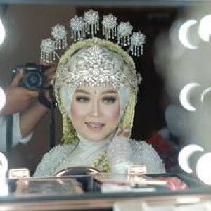 Indrii Ajeng Pratiwii profile icon