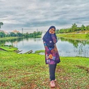 farah fahana profile icon