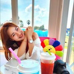 Chutikarn Intharawicha profile icon