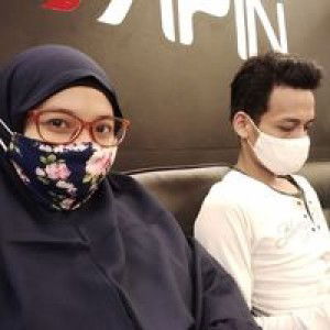 Lis Nuryani profile icon