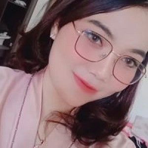 Emma Liana Perangin Angin profile icon