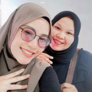 emilia tanjung profile icon