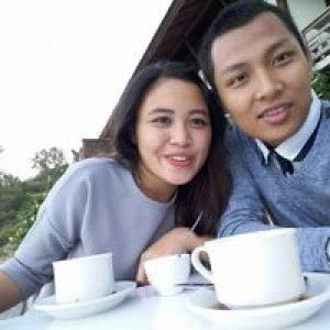 Ratna Komala Sari profile icon