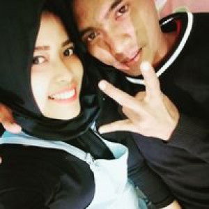 MeyLhaniee Dhian profile icon