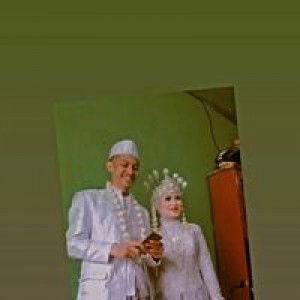 Riska Fauziah profile icon