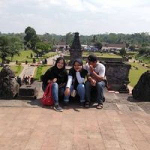 Faojah Farah profile icon