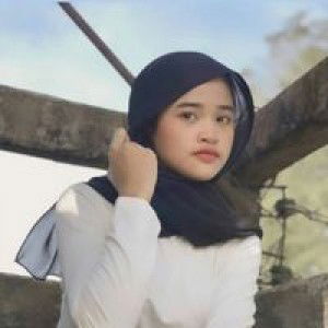 หญิง นีส'ส profile icon